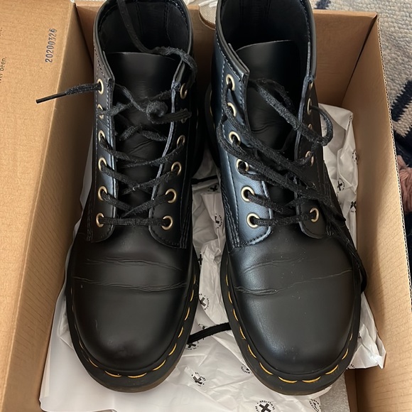 Doc Martin’s Vegan Felix Ankle Boots - Picture 2 of 4